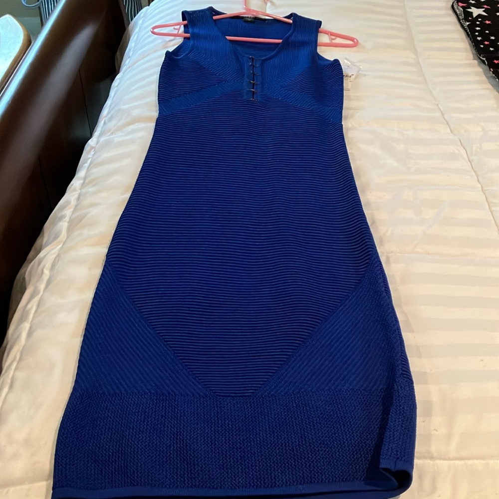 Super cute Guess dress!